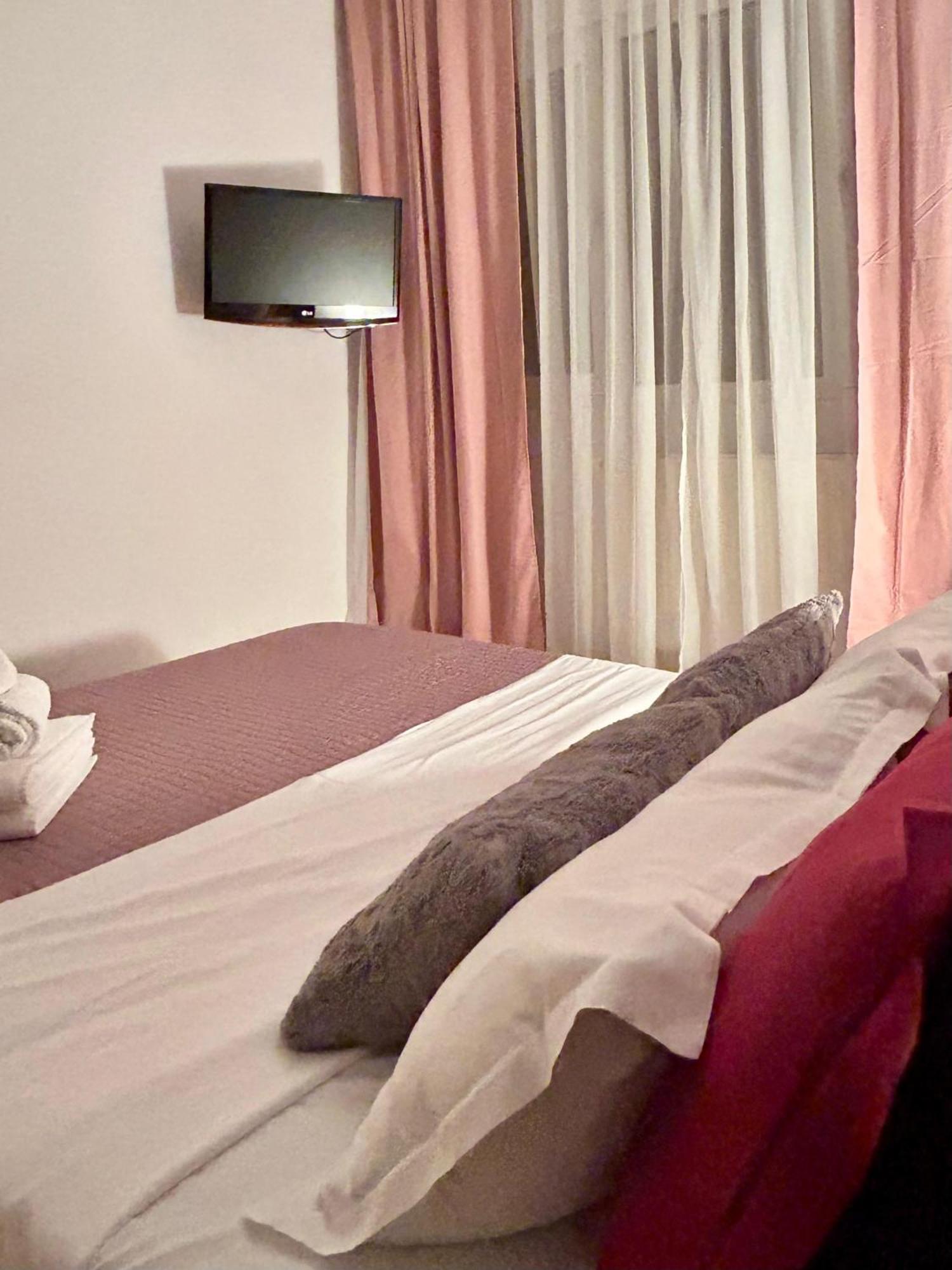 Apartmán Chic Escape One - Free Parking Brašov Exteriér fotografie